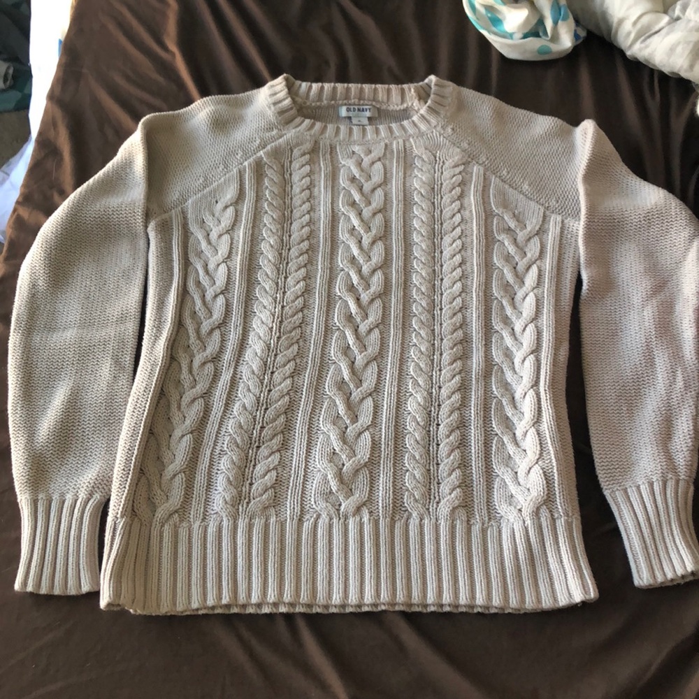 Old navy sweater
